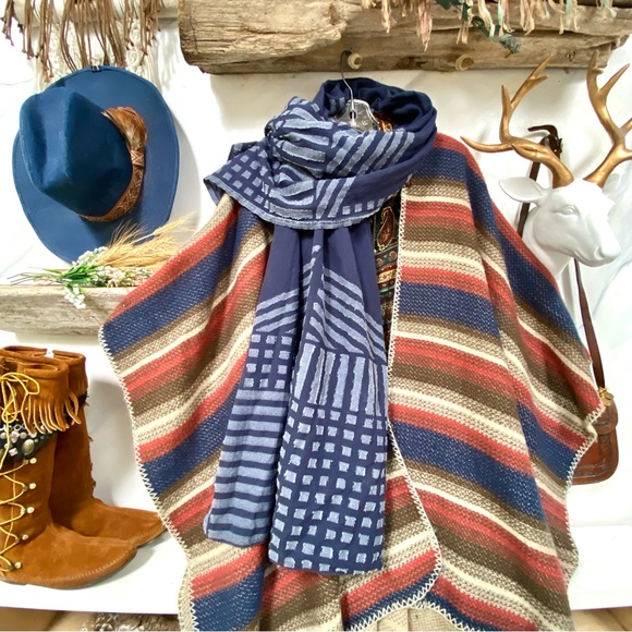 Cozy Roots boho scarf/wrap w maple leaf 🍁 and rustic /cottage core vibe - Picture 11 of 14